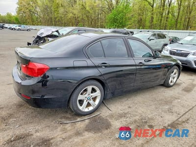 Trzecie zdjęcie samochodu z tyłu: 2015 BMW 328 XI VIN:WBA3B3G56FNR89361 - miniatura