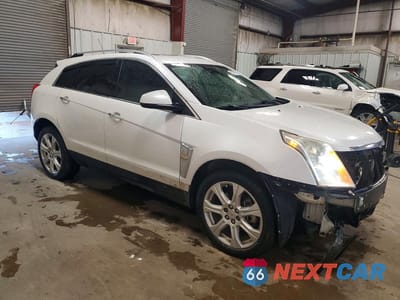 Czwarte zdjęcie samochodu z boku: 2015 CADILLAC SRX PREMIUM COLLECTION VIN:3GYFNDE30FS530079 - miniatura