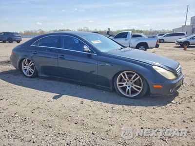 Czwarte zdjęcie samochodu z boku: 2006 MERCEDES BENZ CLS 500C VIN:WDDDJ75X16A040979 - miniatura