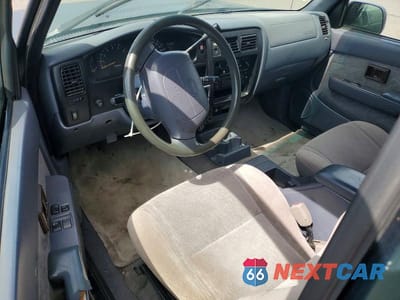 Zdjęcie 8 z 12 samochodu: 1999 TOYOTA TACOMA XTRACAB VIN:4TAVN52N0XZ402311 - miniatura
