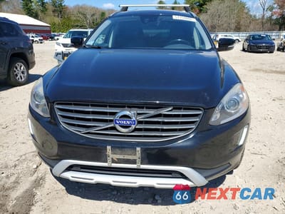 Piąte zdjęcie samochodu w środku: 2017 VOLVO XC60 T6 DYNAMIC VIN:YV449MRR5H2126741 - miniatura