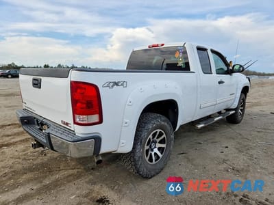 Trzecie zdjęcie samochodu z tyłu: 2011 GMC SIERRA K1500 SLE VIN:1GTR2VE31BZ194246 - miniatura