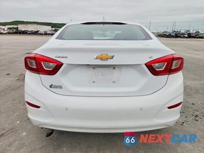 Zdjęcie 6 z 12 samochodu: 2019 CHEVROLET CRUZE VIN:1G1BE5SM0K7100383 - miniatura