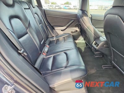 Zdjęcie 10 z 11 samochodu: 2022 TESLA MODEL 3 VIN:5YJ3E1EA6NF370030 - miniatura