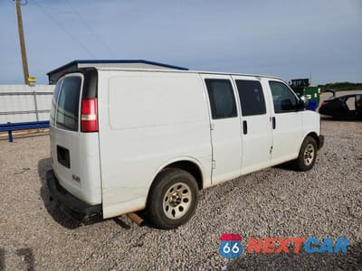 Trzecie zdjęcie samochodu z tyłu: 2011 GMC SAVANA G1500 VIN:1GTS7AF45B1140885 - miniatura