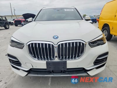 Piąte zdjęcie samochodu w środku: 2022 BMW X5 XDRIVE45E VIN:5UXTA6C06N9M75033 - miniatura