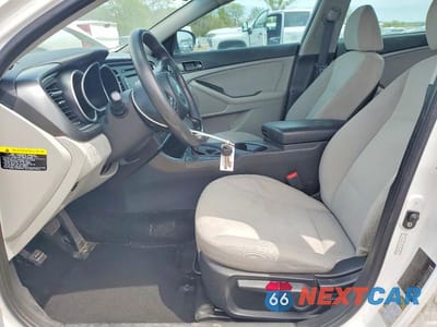 Zdjęcie 7 z 12 samochodu: 2015 KIA OPTIMA LX VIN:KNAGM4A73F5621523 - miniatura