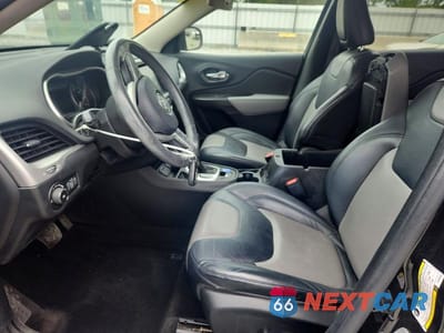 Zdjęcie 7 z 12 samochodu: 2014 JEEP CHEROKEE LIMITED VIN:1C4PJLDB8EW292459 - miniatura