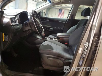 Zdjęcie 7 z 13 samochodu: 2018 KIA SORENTO LX V6 VIN:5XYPGDA53JG373847 - miniatura