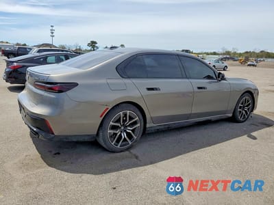 Trzecie zdjęcie samochodu z tyłu: 2023 BMW 760 XI VIN:WBA33EJ09PCM12276 - miniatura