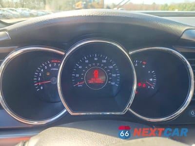 Zdjęcie 9 z 12 samochodu: 2013 KIA OPTIMA LX VIN:5XXGM4A73DG155457 - miniatura