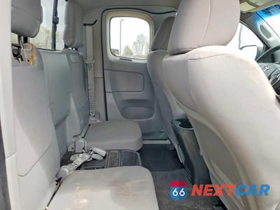 Zdjęcie 10 z 13 samochodu: 2014 TOYOTA TACOMA ACCESS CAB VIN:5TFTX4CN5EX045859 - miniatura