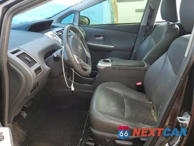 Zdjęcie 7 z 12 samochodu: 2013 TOYOTA PRIUS V THREE VIN:JTDZN3EU1D3219477 - miniatura
