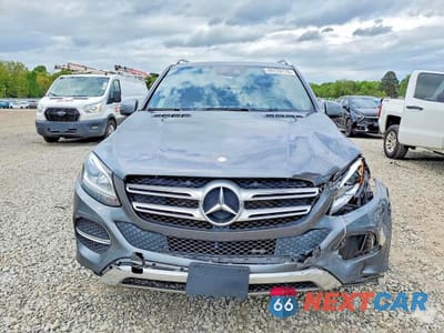 Piąte zdjęcie samochodu w środku: 2017 MERCEDES-BENZ GLE 350 4MATIC VIN:4JGDA5HBXHA960400 - miniatura