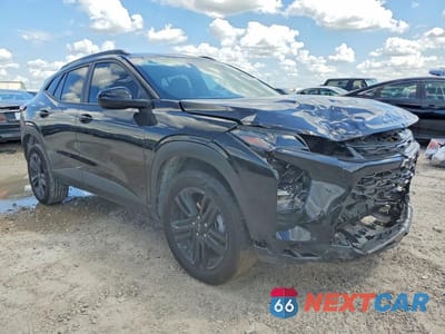 Czwarte zdjęcie samochodu z boku: 2025 CHEVROLET TRAX ACTIV VIN:KL77LKEP1SC283823 - miniatura