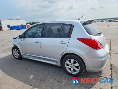 Drugie zdjęcie samochodu z przodu: 2010 NISSAN VERSA 1.8 S VIN:3N1BC1CP4AL366503 - miniatura