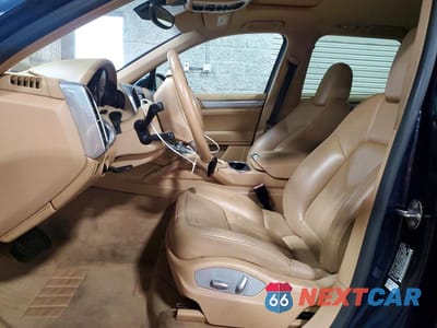 Zdjęcie 7 z 14 samochodu: 2014 PORSCHE CAYENNE VIN:WP1AA2A21ELA02616 - miniatura