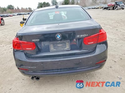 Zdjęcie 6 z 11 samochodu: 2017 BMW 330 XI VIN:WBA8D9C3XHA011835 - miniatura