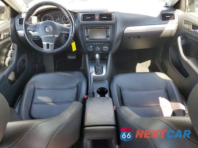 Zdjęcie 8 z 11 samochodu: 2013 VOLKSWAGEN JETTA SE VIN:3VWDP7AJ2DM287970 - miniatura