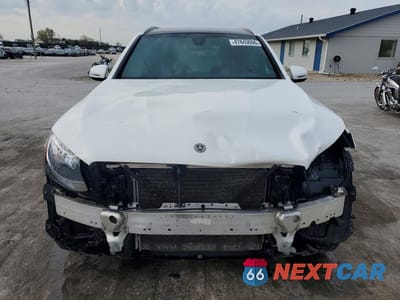 Piąte zdjęcie samochodu w środku: 2018 MERCEDES-BENZ GLC 300 4MATIC VIN:WDC0G4KB4JV022471 - miniatura