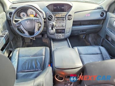 Zdjęcie 8 z 12 samochodu: 2013 HONDA PILOT TOURING VIN:5FNYF4H91DB064521 - miniatura