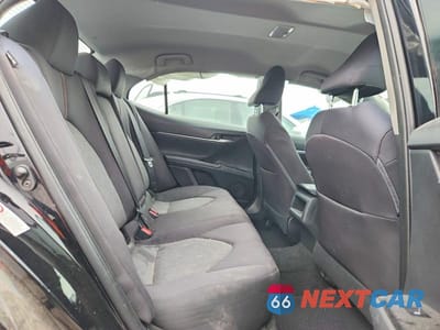 Zdjęcie 10 z 13 samochodu: 2018 TOYOTA CAMRY LE VIN:4T1B11HK9JU561935 - miniatura