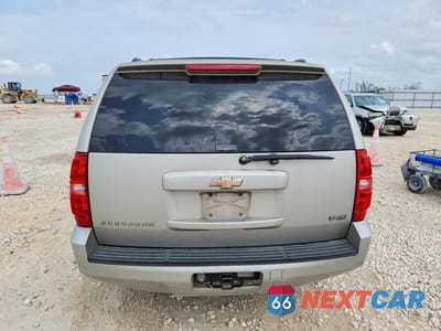 Zdjęcie 6 z 13 samochodu: 2009 CHEVROLET SUBURBAN C1500 LT VIN:1GNFC26029R273641 - miniatura