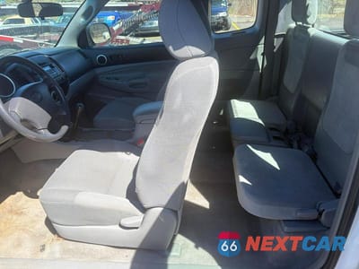 Zdjęcie 6 z 10 samochodu: 2010 TOYOTA TACOMA ACCESS CAB VIN:5TEUX4EN7AZ682319 - miniatura