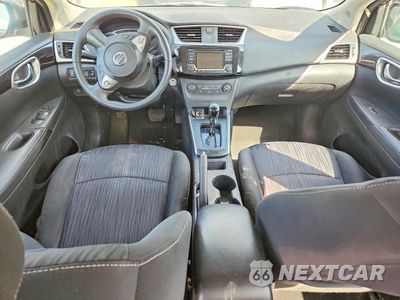 Zdjęcie 8 z 12 samochodu: 2017 NISSAN SENTRA SV VIN:3N1AB7AP2HY351032 - miniatura