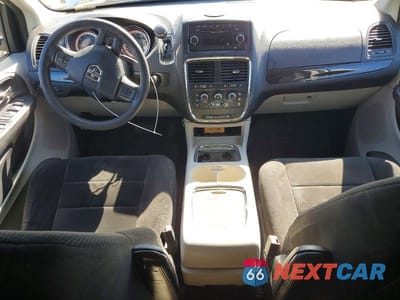Zdjęcie 8 z 13 samochodu: 2013 DODGE GRAND CARAVAN SXT VIN:2C4RDGCG7DR516140 - miniatura