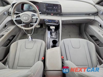 Zdjęcie 8 z 13 samochodu: 2025 HYUNDAI ELANTRA SEL SPORT VIN:KMHLM4DG9SU029603 - miniatura