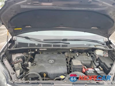 Zdjęcie 12 z 13 samochodu: 2012 TOYOTA SIENNA SPORT VIN:5TDXK3DC5CS240144 - miniatura
