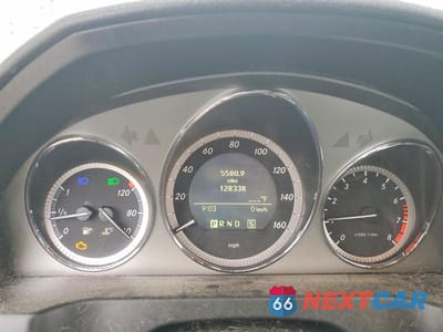 Zdjęcie 9 z 12 samochodu: 2009 MERCEDES-BENZ C 300 4MATIC VIN:WDDGF81X29R061064 - miniatura