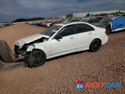 2014 MERCEDES-BENZ C 300 4MATIC WDDGF8AB8ER324141 - główne zdjęcie licytacji z USA - miniatura