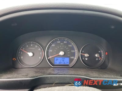 Zdjęcie 9 z 13 samochodu: 2010 HYUNDAI SANTA FE GLS VIN:5NMSG3AB0AH411079 - miniatura