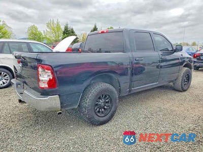 Trzecie zdjęcie samochodu z tyłu: 2015 RAM 1500 ST VIN:1C6RR6KM9FS577890 - miniatura