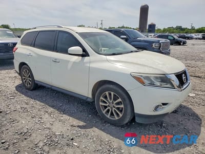 Czwarte zdjęcie samochodu z boku: 2016 NISSAN PATHFINDER SV VIN:5N1AR2MN7GC602524 - miniatura