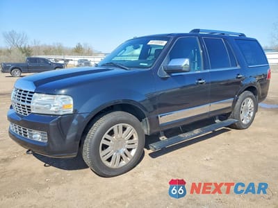 2013 LINCOLN NAVIGATOR 5LMJJ2J5XDEL05045 - główne zdjęcie licytacji z USA - miniatura