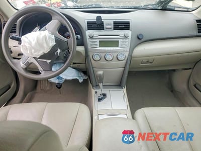 Zdjęcie 8 z 12 samochodu: 2011 TOYOTA CAMRY AUTOMATIC VIN:4T1BF3EK8BU219427 - miniatura