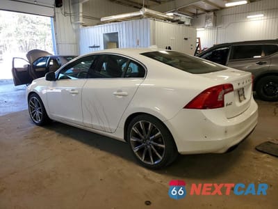 Drugie zdjęcie samochodu z przodu: 2015 VOLVO S60 PREMIER VIN:YV1612TB9F1299887 - miniatura