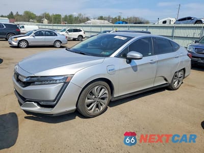 2018 HONDA CLARITY TOURING JHMZC5F3XJC008165 - główne zdjęcie licytacji z USA - miniatura