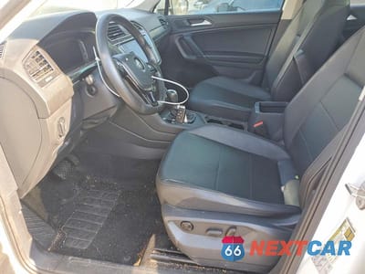 Zdjęcie 7 z 12 samochodu: 2020 VOLKSWAGEN TIGUAN SE VIN:3VV3B7AX4LM104814 - miniatura