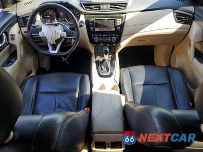 Zdjęcie 8 z 13 samochodu: 2018 NISSAN ROGUE S VIN:KNMAT2MT4JP616630 - miniatura