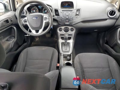 Zdjęcie 8 z 12 samochodu: 2019 FORD FIESTA SE VIN:3FADP4BJ9KM109184 - miniatura