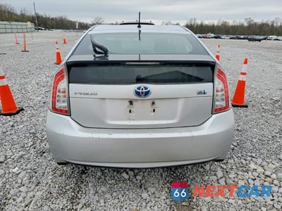 Zdjęcie 6 z 12 samochodu: 2012 TOYOTA PRIUS TWO VIN:JTDKN3DU2C5472524 - miniatura