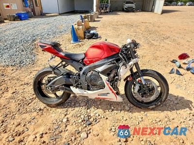 2022 SUZUKI GSX-R600 JS1GN7FAXN7100575 - główne zdjęcie licytacji z USA - miniatura
