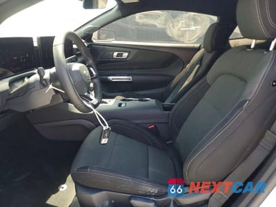 Zdjęcie 7 z 12 samochodu: 2025 FORD MUSTANG VIN:1FA6P8TH6S5131774 - miniatura
