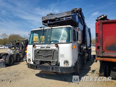 Drugie zdjęcie samochodu z przodu: 2012 AUTOCAR XPEDITOR REFUSE TRUCK VIN:5VCACLLE0CH213558 - miniatura