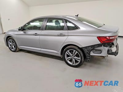 Drugie zdjęcie samochodu z przodu: 2024 VOLKSWAGEN JETTA SE VIN:3VWEM7BU7RM017775 - miniatura