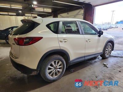 Trzecie zdjęcie samochodu z tyłu: 2016 MAZDA CX-5 SPORT VIN:JM3KE4BYXG0730343 - miniatura